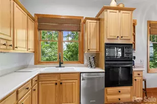 115 Stoney Falls Loop, Burnsville, NC 28714 - Photo 13