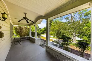 1214 Oakland St, Hendersonville, NC 28792 - Photo 5