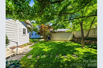 1214 Oakland Street, Hendersonville, NC 28792 - Photo 23