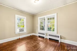 1214 Oakland St, Hendersonville, NC 28792 - Photo 17