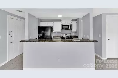 1624 Arlyn Circle #H, Charlotte, NC 28213 - Photo 3
