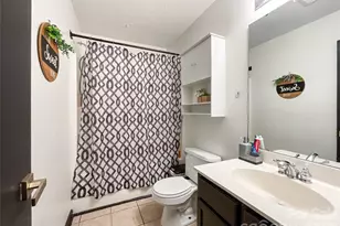 12151 Stewarts Crossing Dr, Charlotte, NC 28215 - Photo 9