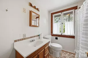 71 Warrior Rd, Newland, NC 28657 - Photo 9