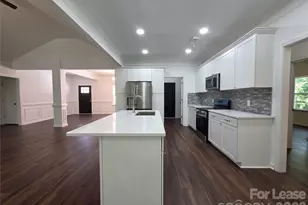 595 Foxwood Dr SE, Concord, NC 28025 - Photo 5