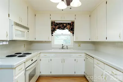 122 Whitley Road, Morganton, NC 28655 - Photo 9