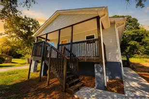 1105 8th St, Statesville, NC 28677 - Photo 1