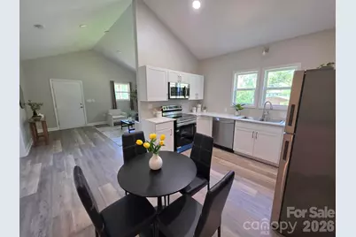 1105 8th Street, Statesville, NC 28677 - Photo 9