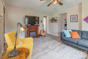50 Hutchins Rd, Black Mountain, NC 28711 - Photo 9