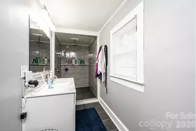 224 Broadway Street NW, Lenoir, NC 28645 - Photo 31