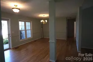 3795 River Rd, Hickory, NC 28602 - Photo 9