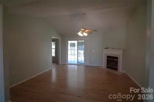 3795 River Rd, Hickory, NC 28602 - Photo 11