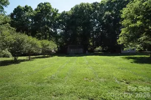 3795 River Rd, Hickory, NC 28602 - Photo 5