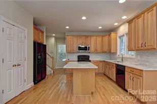 10496 Gunnison Ln, Charlotte, NC 28277 - Photo 7
