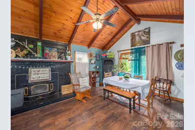 337 Hamer Avenue, Waynesville, NC 28786 - Photo 1