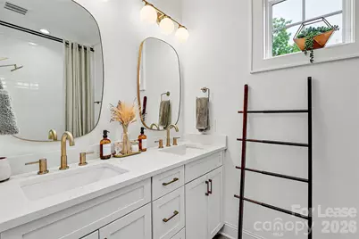 221 S Gardner Avenue, Charlotte, NC 28208 - Photo 37