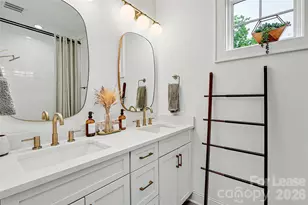 221 S Gardner Ave, Charlotte, NC 28208 - Photo 37
