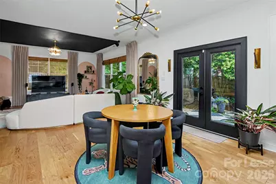 221 S Gardner Avenue, Charlotte, NC 28208 - Photo 9