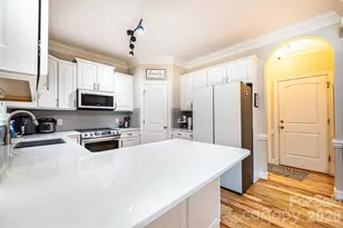 1718 30th Ave Pl NE, Hickory, NC 28601 - Photo 17