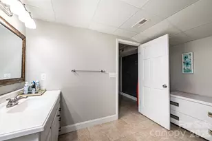 1718 30th Ave Pl NE, Hickory, NC 28601 - Photo 43