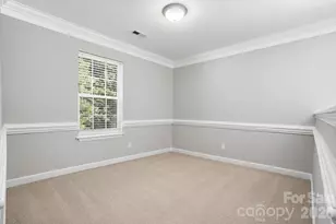 1135 Stonehenge Ln, Charlotte, NC 28216 - Photo 23