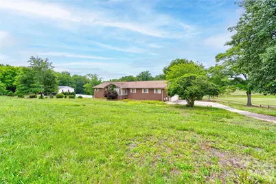 3016 Longwood Drive, Shelby, NC 28152 - Photo 29