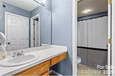 5870 Harris Grove Lane, Charlotte, NC 28212 - Photo 17
