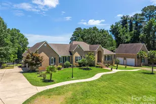 5100 Lake Wylie Rd, Lake Wylie, SC 29710 - Photo 5
