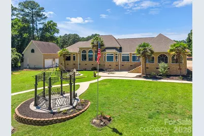 5100 Lake Wylie Road, Lake Wylie, SC 29710 - Photo 11