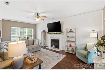 117 Heathrow Lane, Statesville, NC 28677 - Photo 3