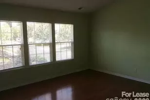 9204 Bellegarde Dr, Charlotte, NC 28277 - Photo 11