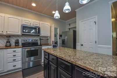 135 Southhaven Drive, Mooresville, NC 28117 - Photo 3