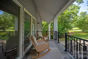 7611 Robin Crest Rd, Charlotte, NC 28226 - Photo 3