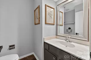 7611 Robin Crest Rd, Charlotte, NC 28226 - Photo 25