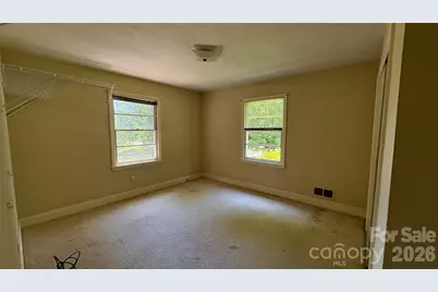150 31st Avenue NW, Hickory, NC 28601 - Photo 35