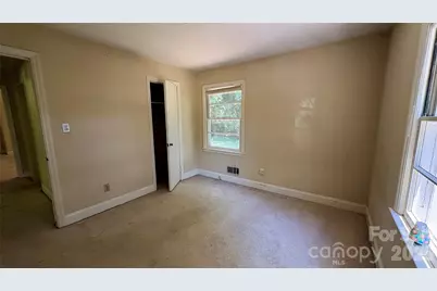 150 31st Avenue NW, Hickory, NC 28601 - Photo 39