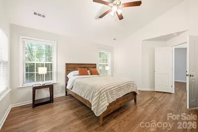 4902 Windchase Lane, Charlotte, NC 28269 - Photo 15