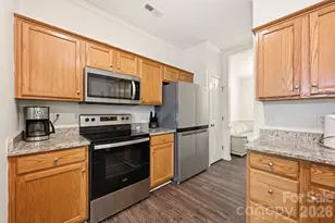 4902 Windchase Ln, Charlotte, NC 28269 - Photo 9