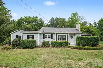 111 Cove Avenue, Mount Holly, NC 28120 - Photo 1