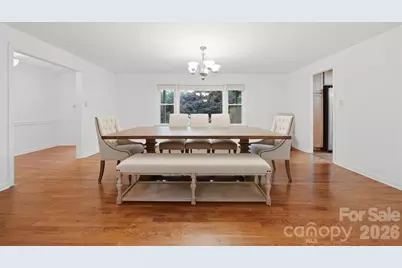 1085 19th Avenue Place NW, Hickory, NC 28601 - Photo 5