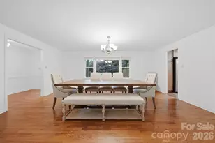1085 19th Ave Pl NW, Hickory, NC 28601 - Photo 5
