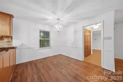 1085 19th Avenue Place NW, Hickory, NC 28601 - Photo 7