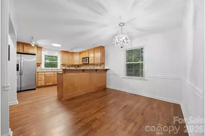 1085 19th Avenue Place NW, Hickory, NC 28601 - Photo 9