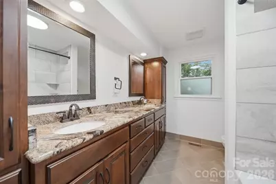 1085 19th Avenue Place NW, Hickory, NC 28601 - Photo 23