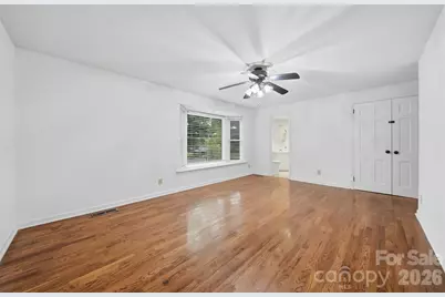 1085 19th Avenue Place NW, Hickory, NC 28601 - Photo 19