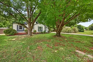 2225 Ashley Rd, Charlotte, NC 28208 - Photo 3