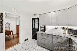 2225 Ashley Rd, Charlotte, NC 28208 - Photo 19