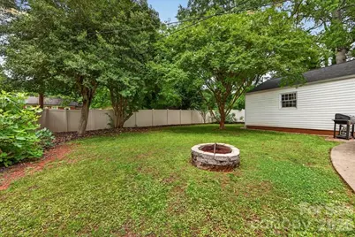 2225 Ashley Road, Charlotte, NC 28208 - Photo 41