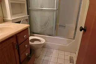 132 Haynes St, Hendersonville, NC 28791 - Photo 21
