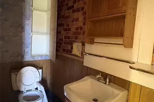 132 Haynes St, Hendersonville, NC 28791 - Photo 37