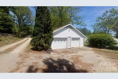 132 Haynes Street, Hendersonville, NC 28791 - Photo 33